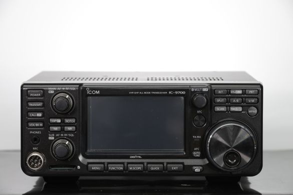 Icom IC-9700 中古品 Icom IC-9700 VHF/UHF/1.2GHz D-STAR Base Station Transceiver