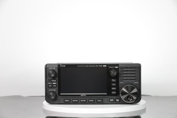 ICOM IC-705 セット ICOM IC-705 ICOM IC-705 HF/50/144/430 MHz All Mode Portable