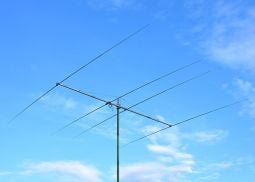 20m 4el. full size, 8.5 dBi, Heavy Duty Yagi antenna. Boom 8m By Antennas-Amplifiers