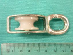 25mm Single Sheave Single Eye Pulley - 800Kg - BE927-25