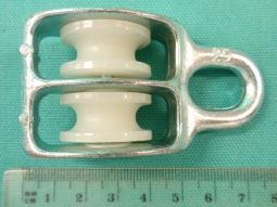 25mm Double Sheave Single Eye Pulley - 400Kg - BE933-25