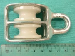 30mm Double Sheave Single Eye Pulley - 400Kg - BE933-30