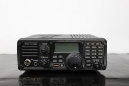 Icom IC-7200 (USED)