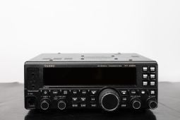 Yaesu FT-450D (USED)