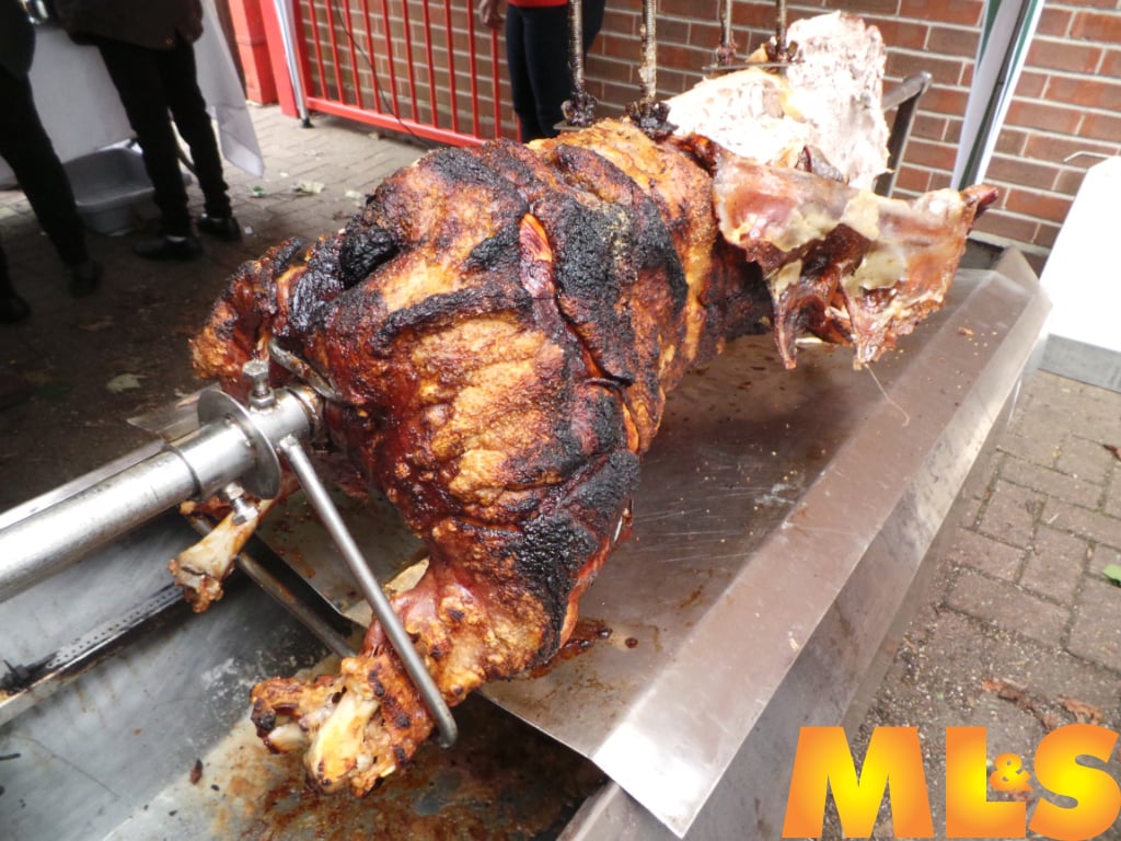 hogroast123