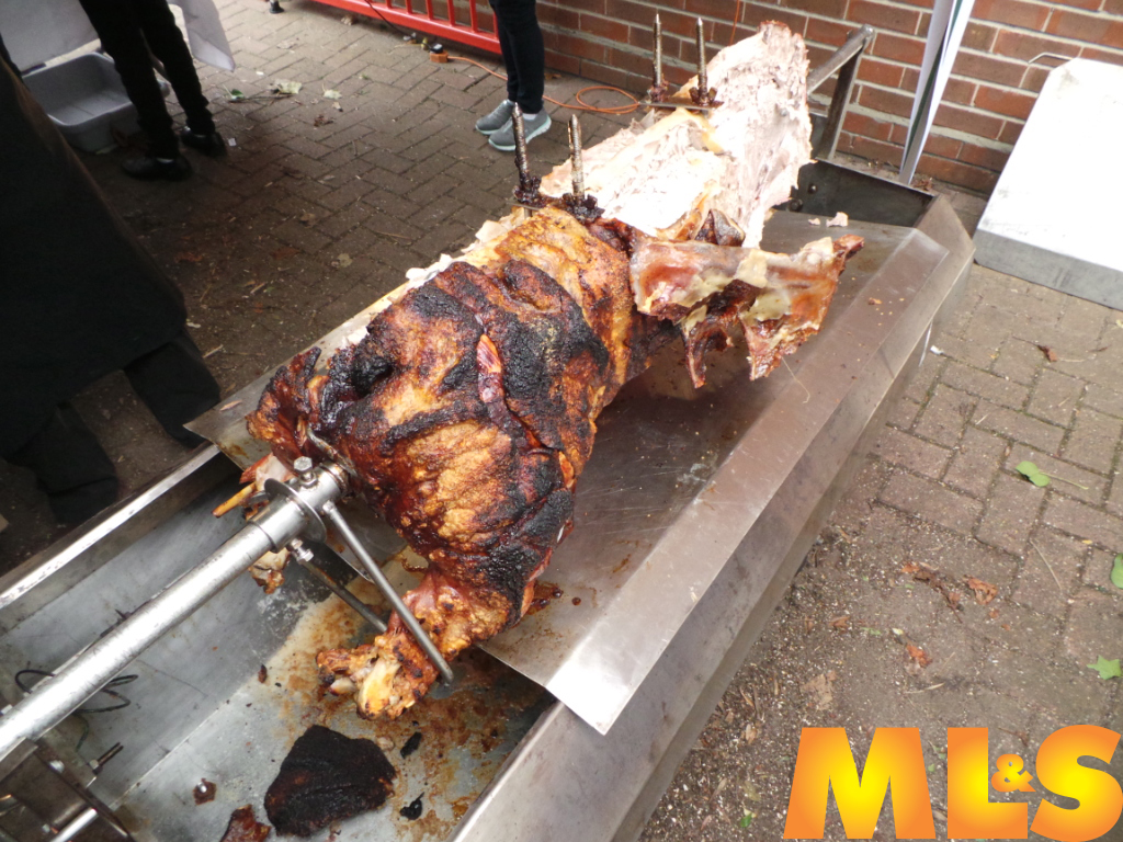 hogroast124